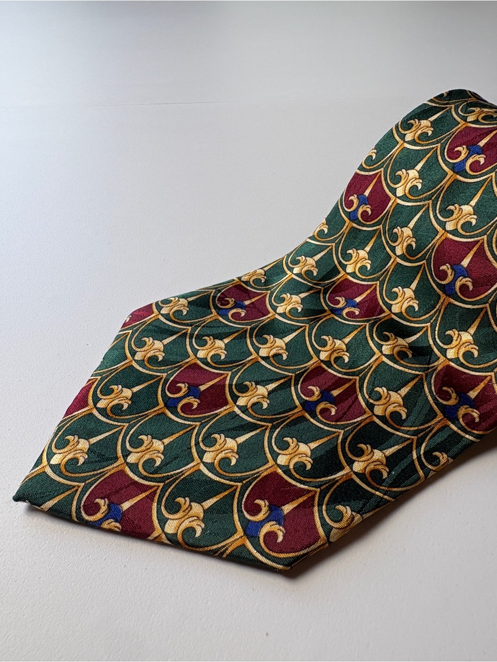 Bill Blass Belle Epoque Silk Tie Green Burgundy Gold Fleur de Lis Vintage